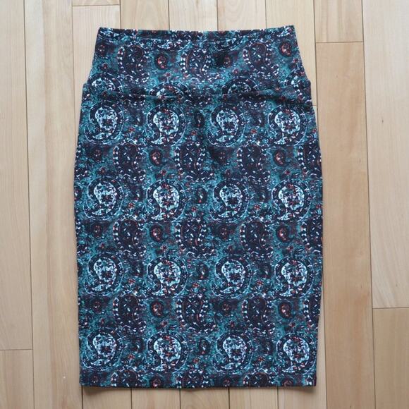 LuLaRoe Dresses & Skirts - LuLaRoe Pencil Skirt Cassie Size S Aqua Blue Paisley Pattern